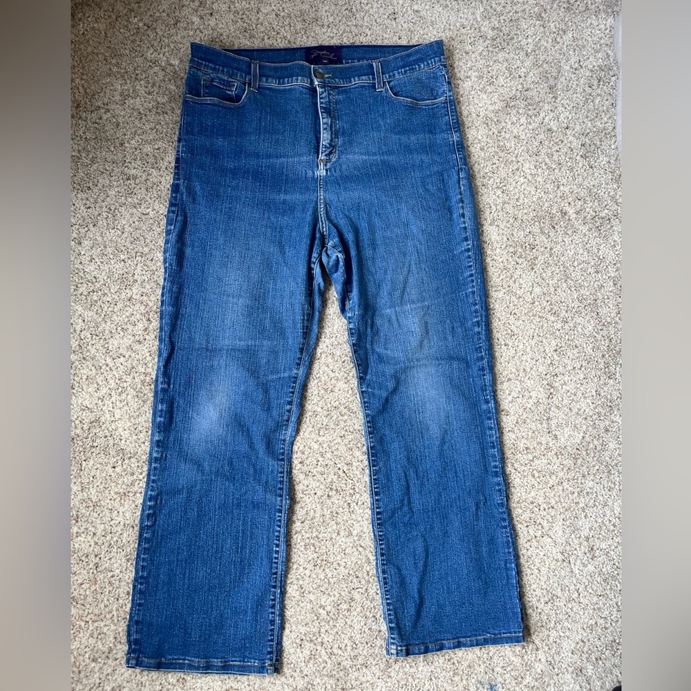 NOT YOUR DAUGHTERS JEANS Size 18W Straight Leg Medium/Dark Wash Jeans